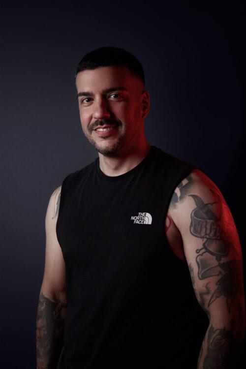 TATTOO ARTIST